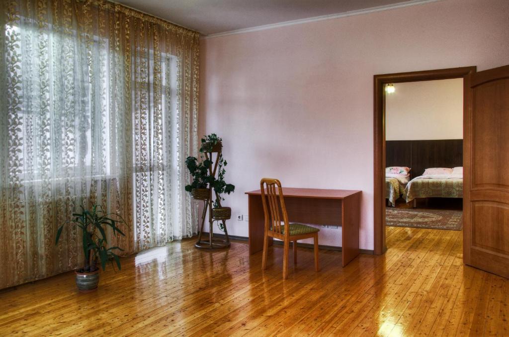 Guest House On Sadovaya Almaty Bilik gambar